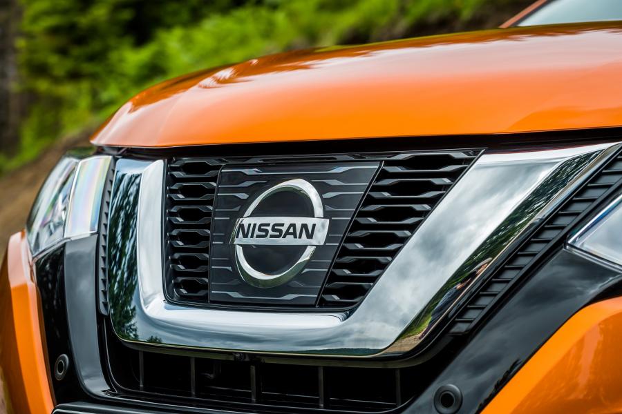 Логотип Nissan X-Trail (T32) 2017 года  (WW) (фото 30 из 52)